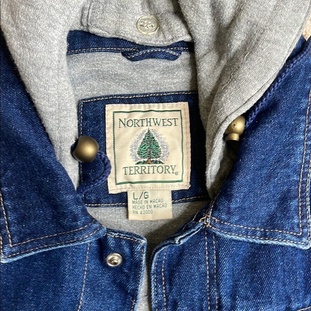 VINTAGE Northwest Territory Blue and Gray Lightweight Shirt Jacket - Picture 2 of 3